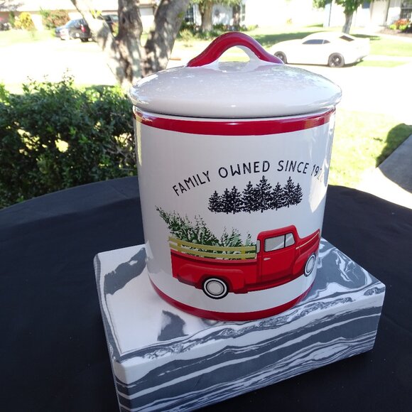 White and Red Country Style Cookie Jar New - Picture 2 of 10